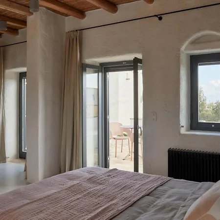 Casa Miel Ampelas